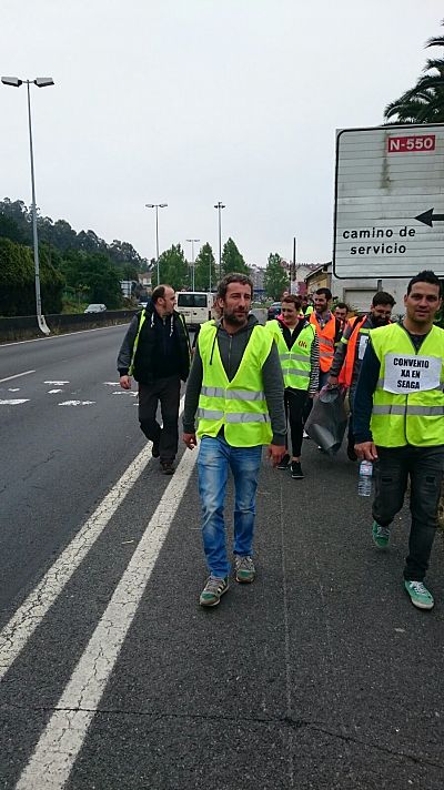 2016 05 20 MarchaSantiagoComitesSeaga04.jpg